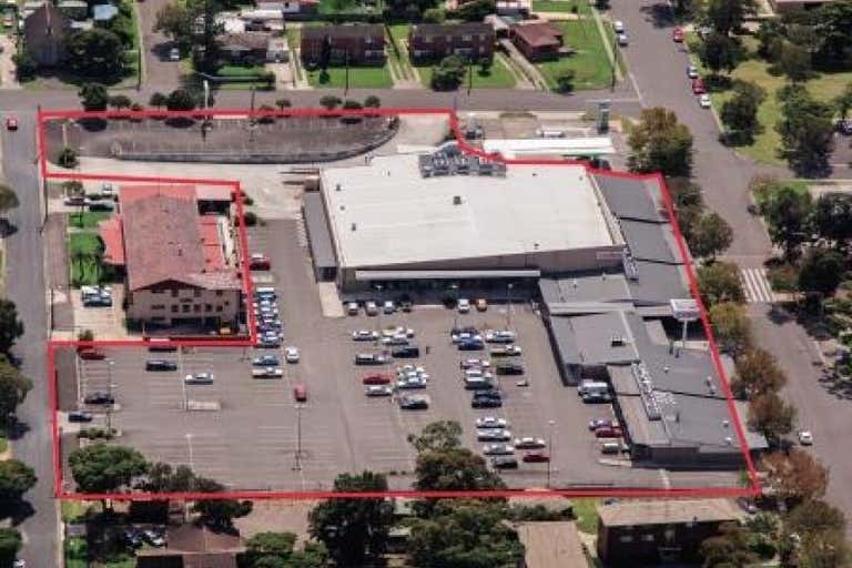 Berkeley Shopping Centre, 65 Winnima Way Berkeley NSW 2506 - Image 1