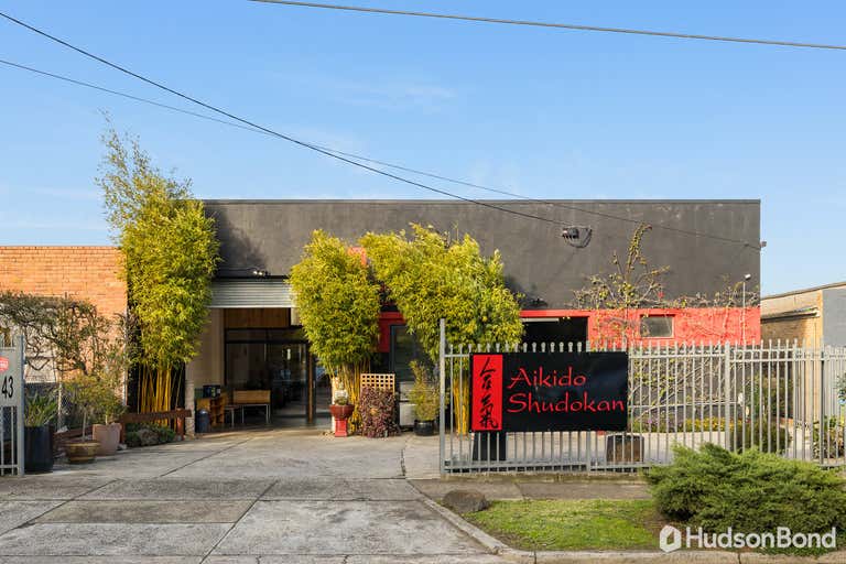 43 Crissane Road Heidelberg West VIC 3081 - Image 2