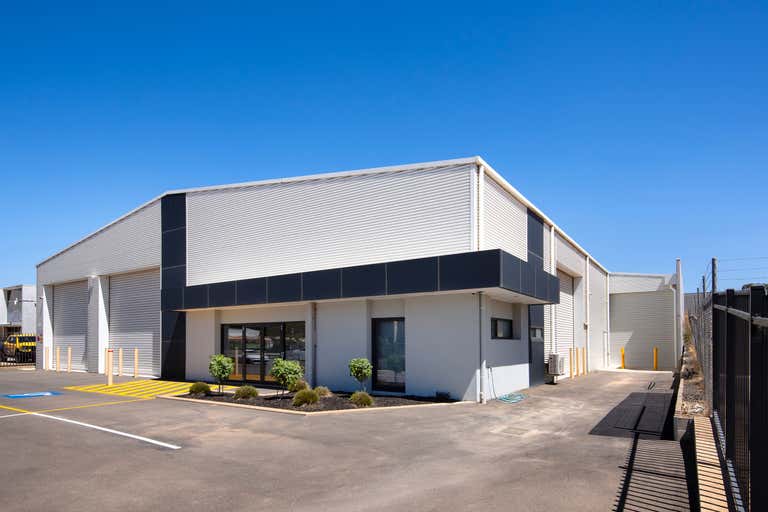 12 Trantara Court East Bendigo VIC 3550 - Image 3