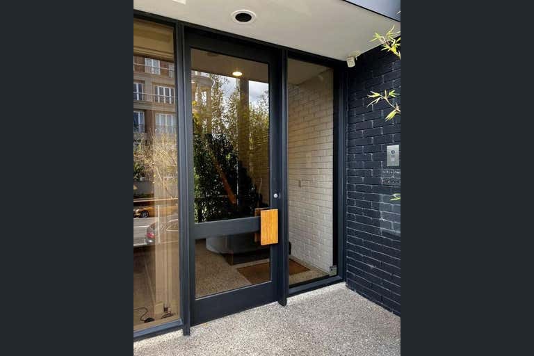 2 Wallace Ave Toorak VIC 3142 - Image 3