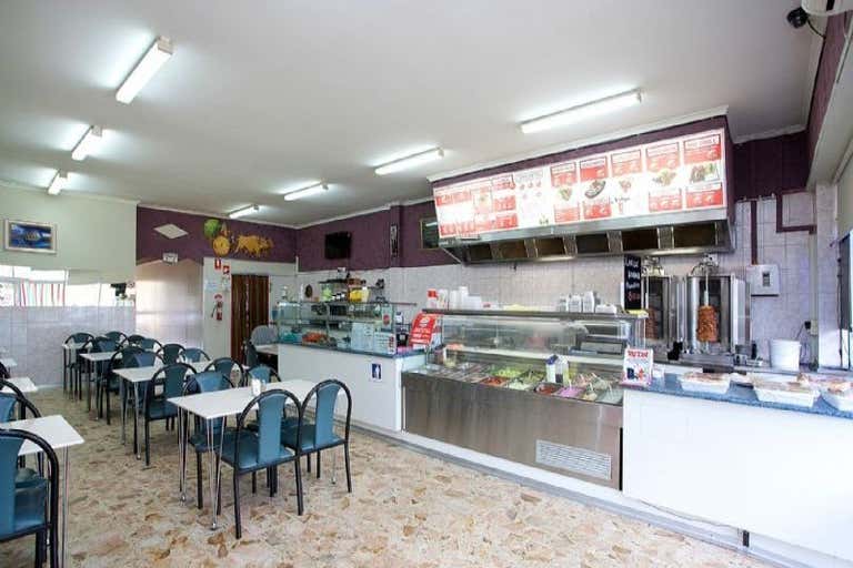 Nelly's Kebab Cafe, 8 East Esplanade St Albans VIC 3021 - Image 2