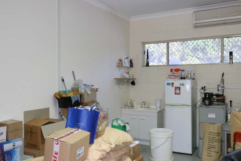 12/109 West Burleigh Road Burleigh Heads QLD 4220 - Image 3