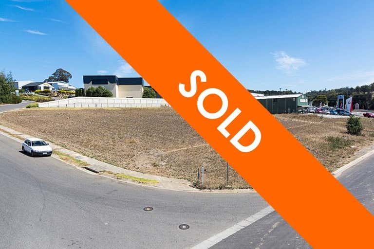 9 Follett Close &, 2 Crompton Road Totness SA 5250 - Image 1