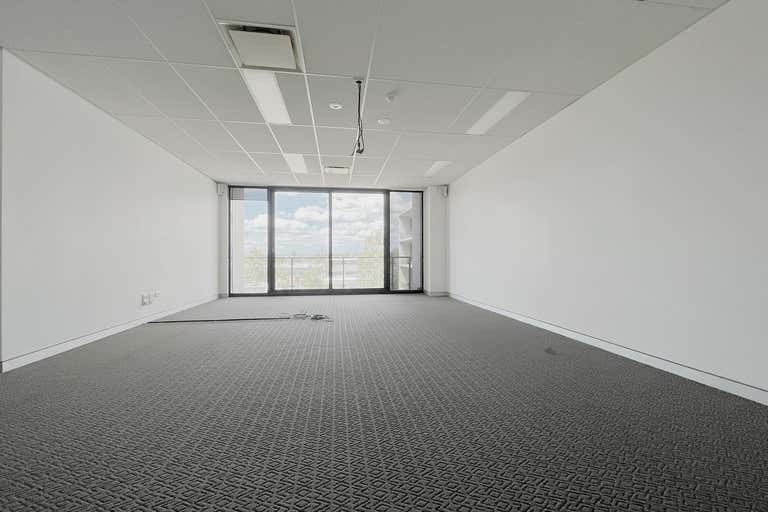 79/29-31  Lexington Drive Bella Vista NSW 2153 - Image 3