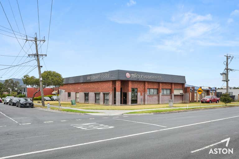 33 Scoresby Road Bayswater VIC 3153 - Image 3