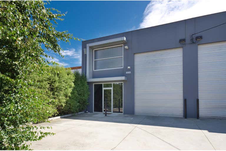 1/11 Bennetts Road Mornington VIC 3931 - Image 1