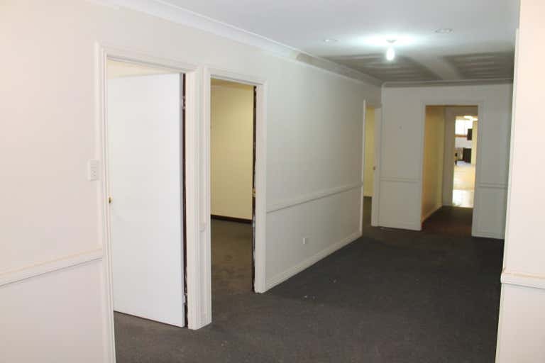 Level 1 & 2, 324 Ruthven Street Toowoomba City QLD 4350 - Image 2