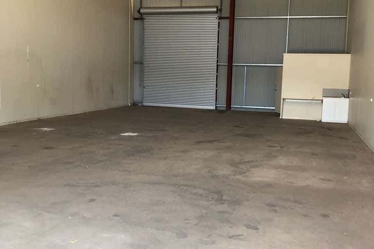 Industrial Shed, 37 Cotton View Road Emerald QLD 4720 - Image 4