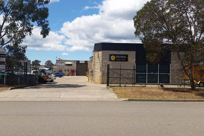 Unit 3, 12 Saggart Field Road Minto NSW 2566 - Image 2