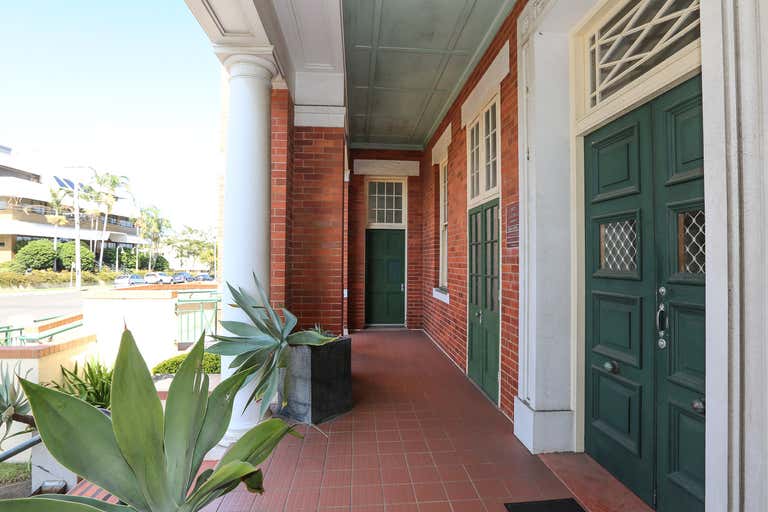 16 Yarroon Street Gladstone Central QLD 4680 - Image 2