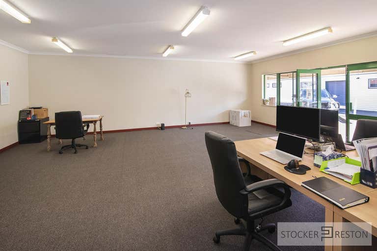 5/31 Station Road Margaret River WA 6285 - Image 3