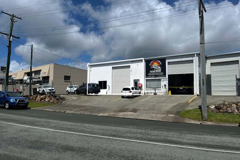 1/31 Ern Harley Drive Burleigh Heads QLD 4220 - Image 1