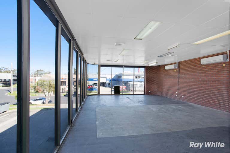 53 Shearson Crescent Mentone VIC 3194 - Image 3