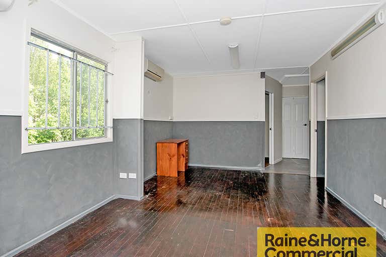 11 Goodfellows Road Kallangur QLD 4503 - Image 2