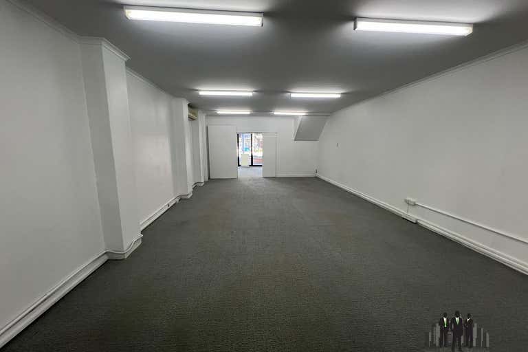 1/13 King St Caboolture QLD 4510 - Image 3