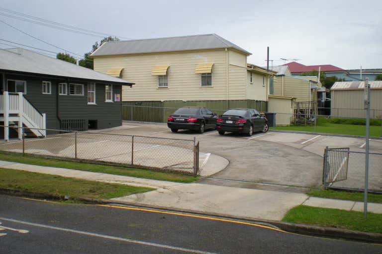98 Glenora Street, Cnr Tingal Road Wynnum QLD 4178 - Image 4