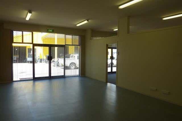 Suite 2/71  Victoria Street Taree NSW 2430 - Image 2