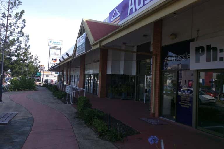 4 & 5/424 Gympie Road Strathpine QLD 4500 - Image 2
