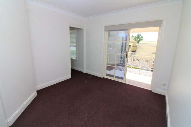 11/25 Isabel Street (120 Russell Street) Toowoomba City QLD 4350 - Image 3
