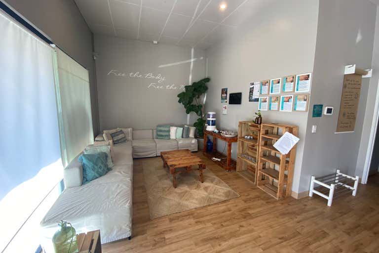1/107 West Burleigh Road Burleigh Waters QLD 4220 - Image 3