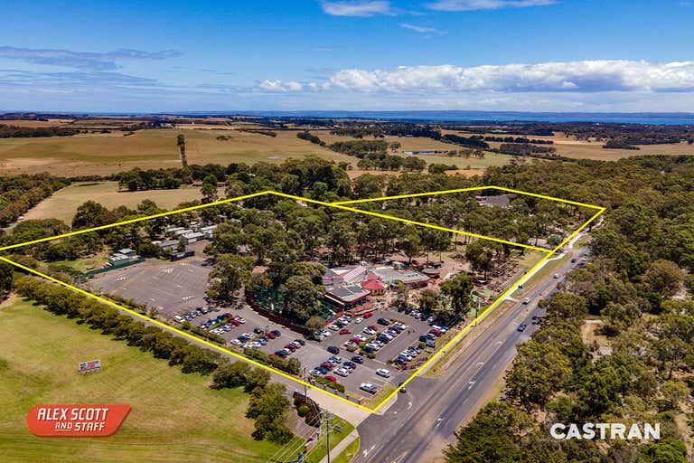 A Maze' N Things Theme Holiday Park & Motel, 1805, 1821 & 1825 Phillip Island Road Cowes VIC 3922 - Image 1