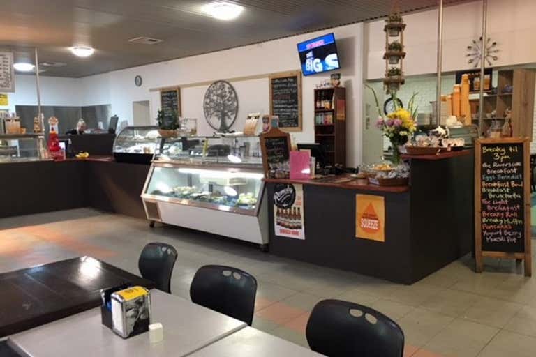 Riverside Cafe - Barham, 22-24 Murray Street Barham NSW 2732 - Image 2