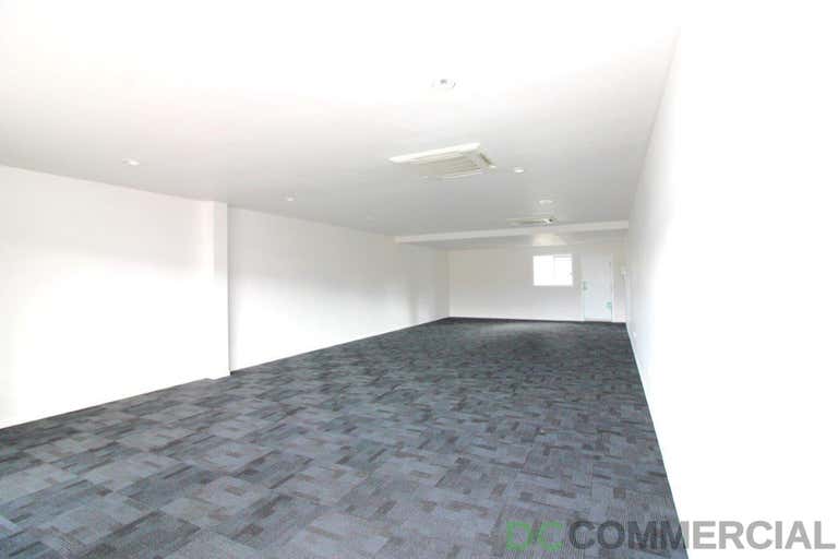 1/255B Herries Street Newtown QLD 4350 - Image 1