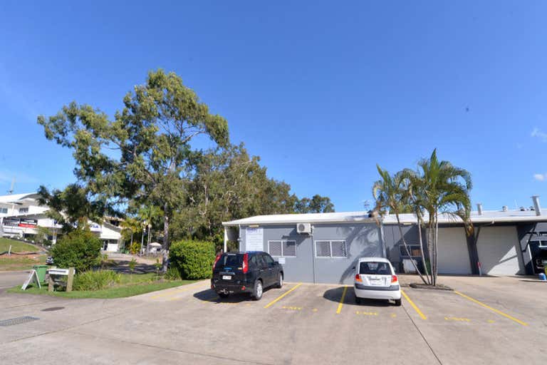 Unit 2/8 Project Avenue Noosaville QLD 4566 - Image 1
