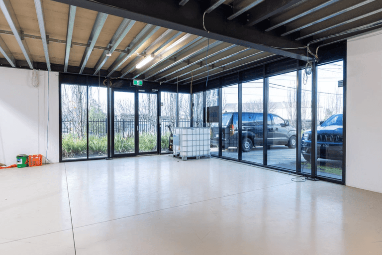 1/10 Cawley Road Yarraville VIC 3013 - Image 4