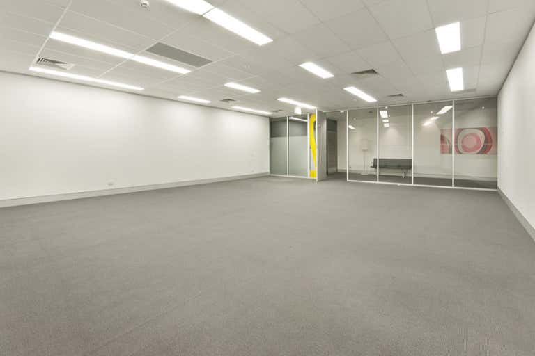 202/443 Victoria Avenue Chatswood NSW 2067 - Image 4