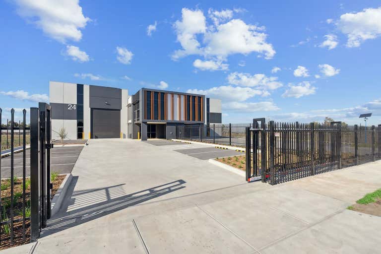 22 & 24 Reddish Close Epping VIC 3076 - Image 2