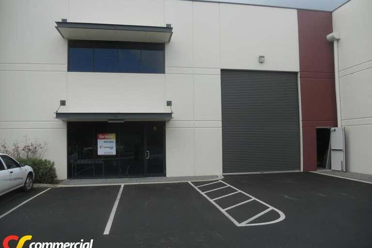 4/11 Worcestor Bend Davenport WA 6230 - Image 2