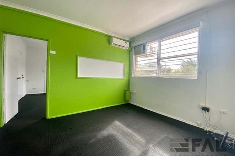 Suite  E&F, 399 Honour Avenue Graceville QLD 4075 - Image 3