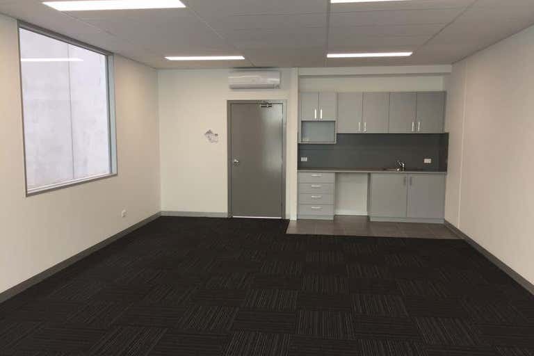 Unit 5, 14 Commercial Drive Pakenham VIC 3810 - Image 2