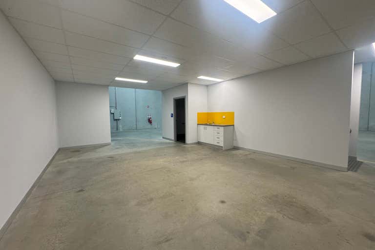 17/51-55 Centre Way Croydon South VIC 3136 - Image 4