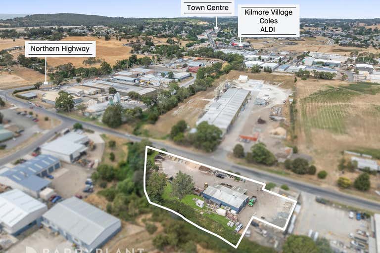 2/30 Willomavin Road Kilmore VIC 3764 - Image 1