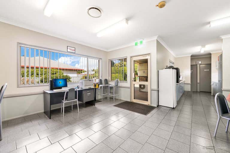 84 Drayton Road Harristown QLD 4350 - Image 4