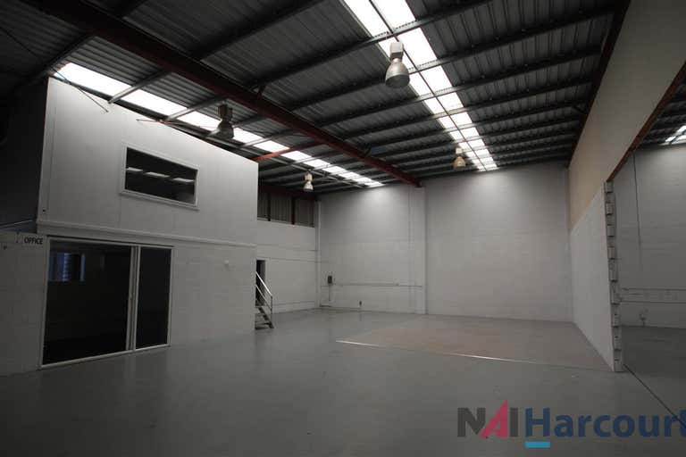 28 Commercial Drive Ashmore QLD 4214 - Image 3