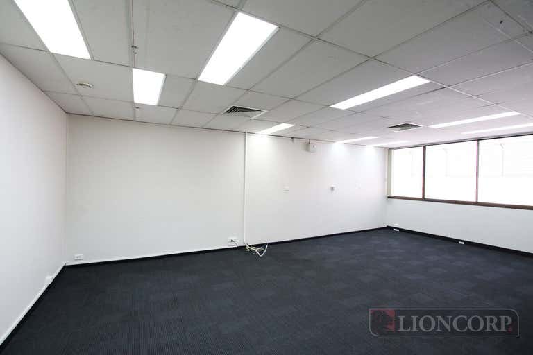 Upper Mount Gravatt QLD 4122 - Image 4