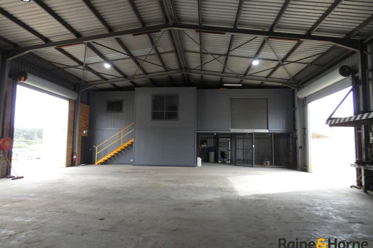 6 Merrigal Road Port Macquarie NSW 2444 - Image 2