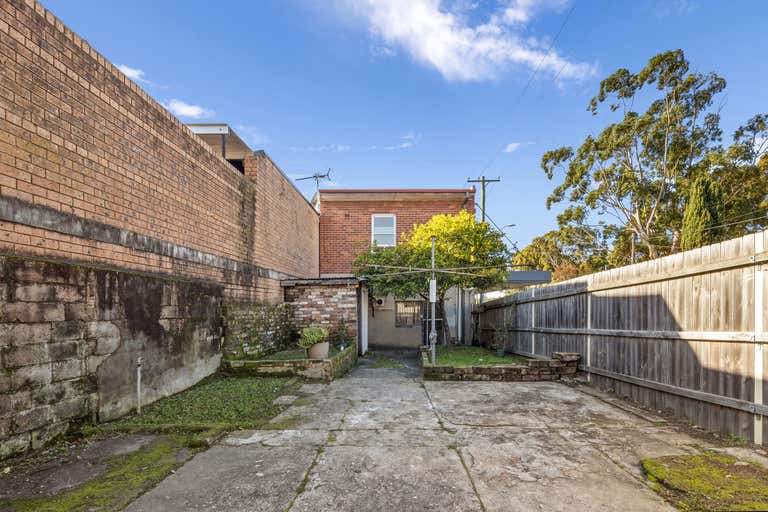 70 Lorraine Street Peakhurst NSW 2210 - Image 2