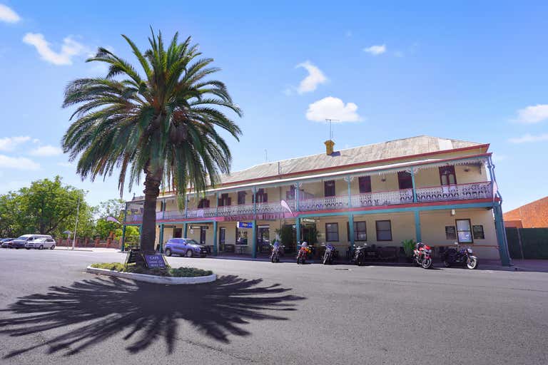 Vandenberg Hotel, 7 Court Street Forbes NSW 2871 - Image 3