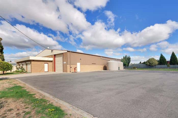 519 Dowling Street Wendouree VIC 3355 - Image 4