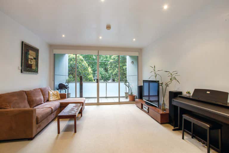 2/177 Moray Street South Melbourne VIC 3205 - Image 2