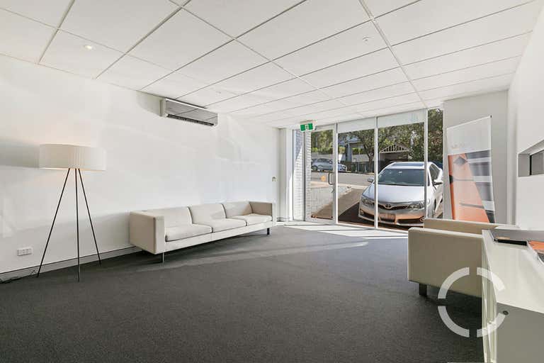 26 Chermside Street Newstead QLD 4006 - Image 3