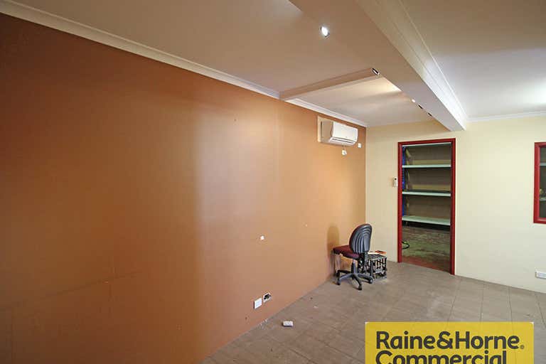 2/10 Prosperity Place Geebung QLD 4034 - Image 3