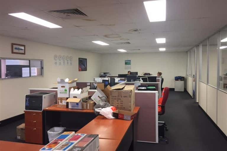 Unit 3, 1 Anderson St Botany NSW 2019 - Image 2