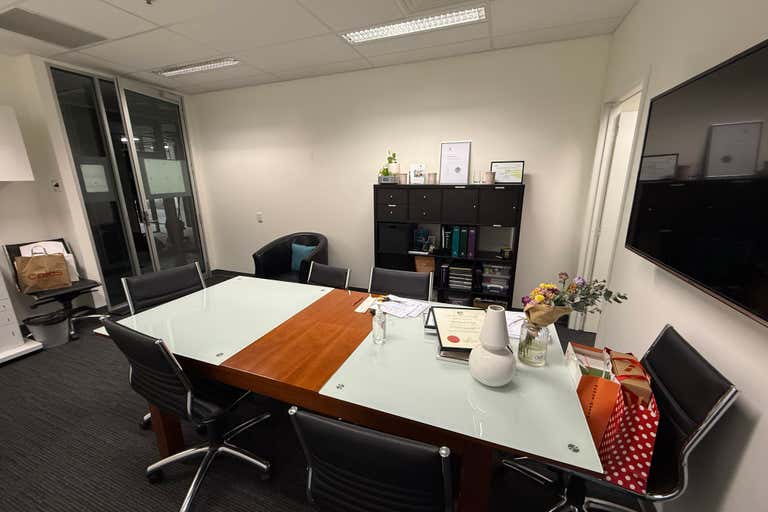 320/147 Pirie St Adelaide SA 5000 - Image 4