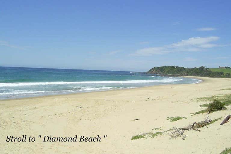 17 Diamond  Drive Diamond Beach NSW 2430 - Image 2