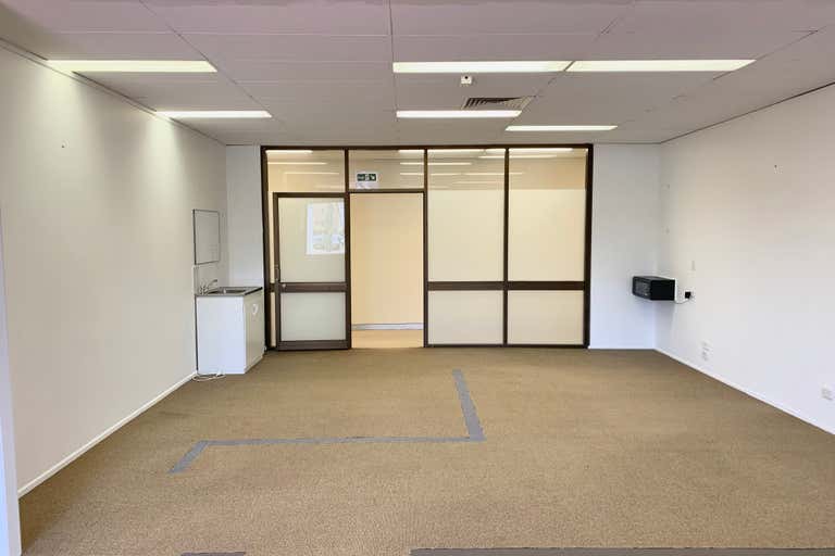 Suite 2/126 Scarborough Street Southport QLD 4215 - Image 1